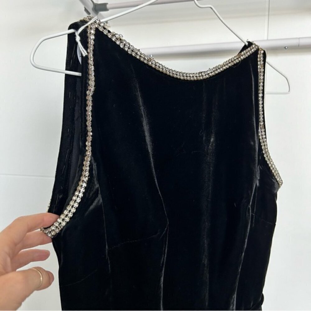 Original Junior Vogue 1960’s Velvet Wiggle Dress. - Picture 5 of 12